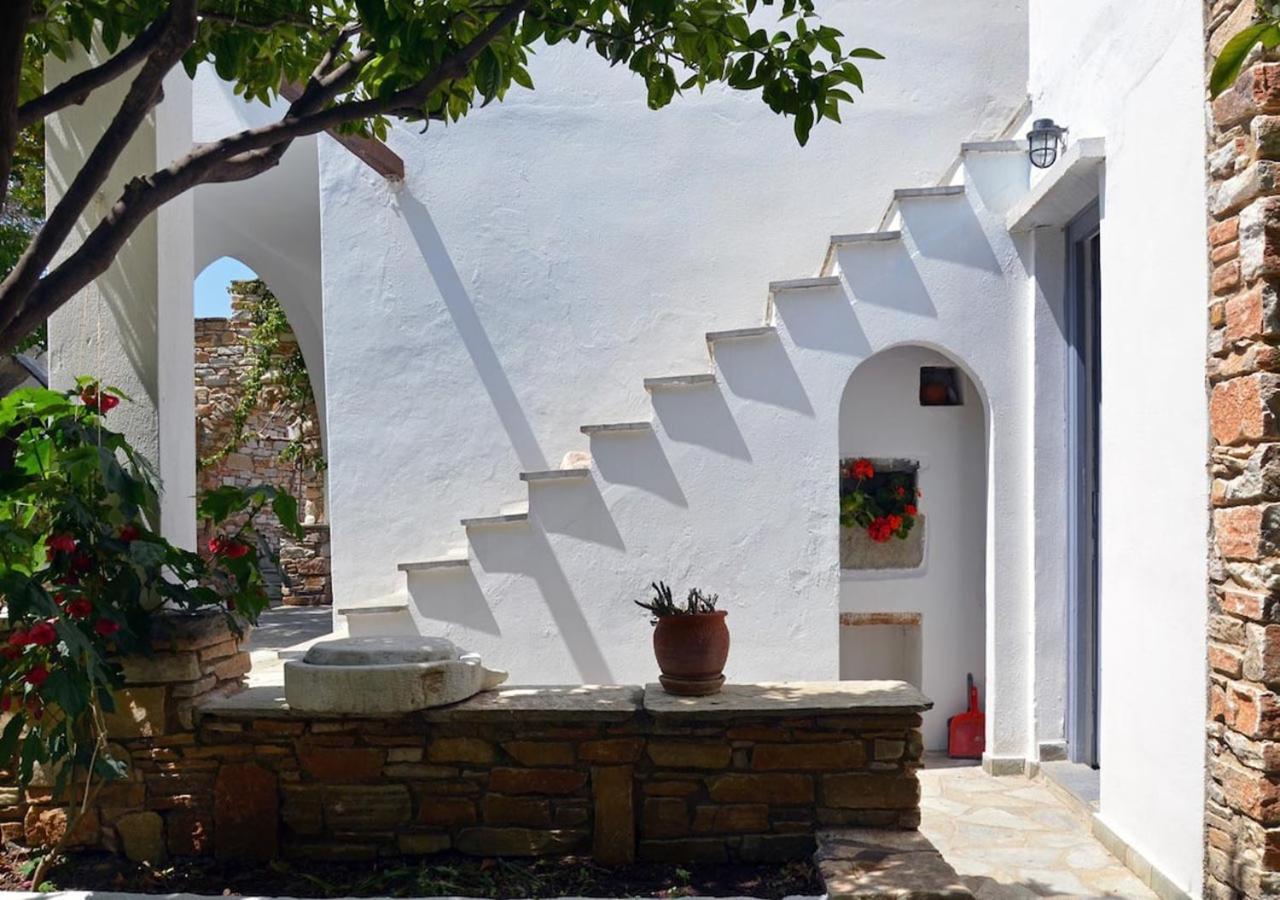 Romano Garden House - Land Tales Agios Romanos Luaran gambar